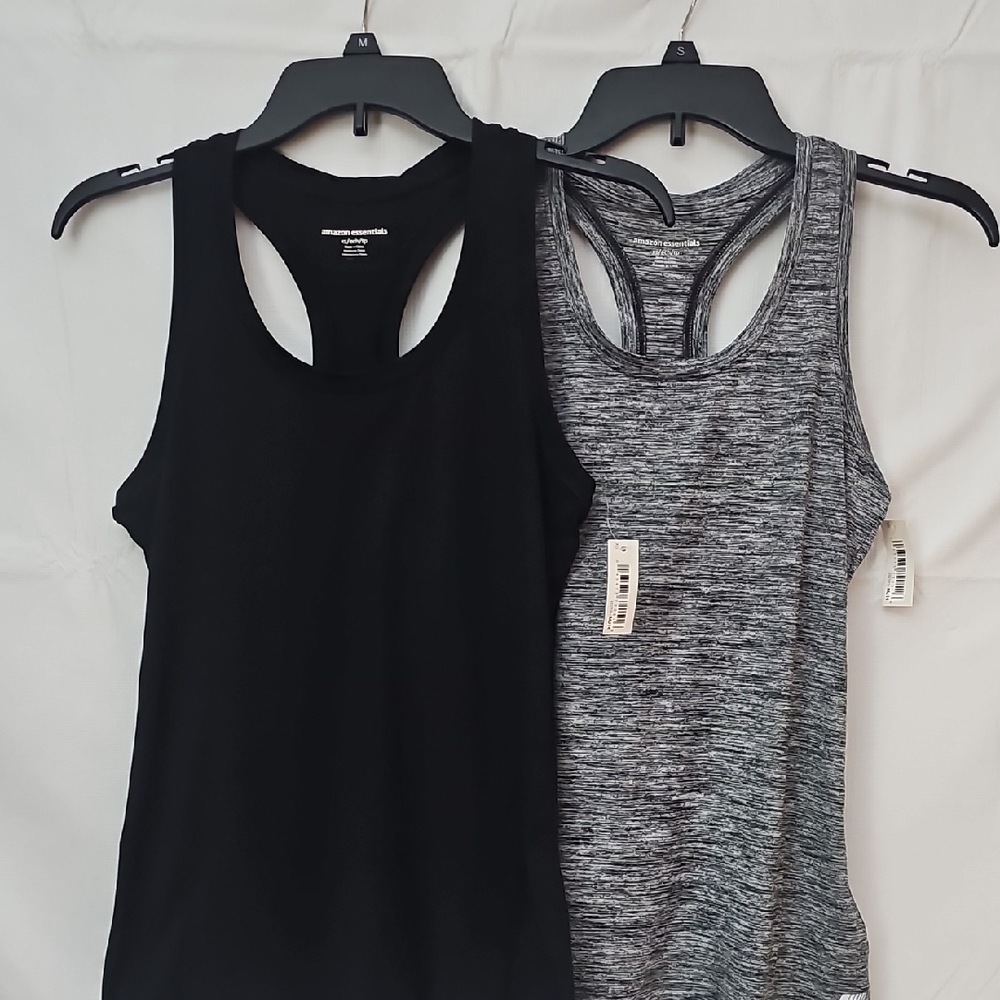 2pk Racerback Tanks NWT